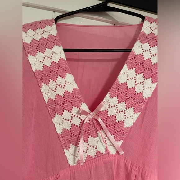 Pink Crochet Trim Women's Top - Picture 4 of 4